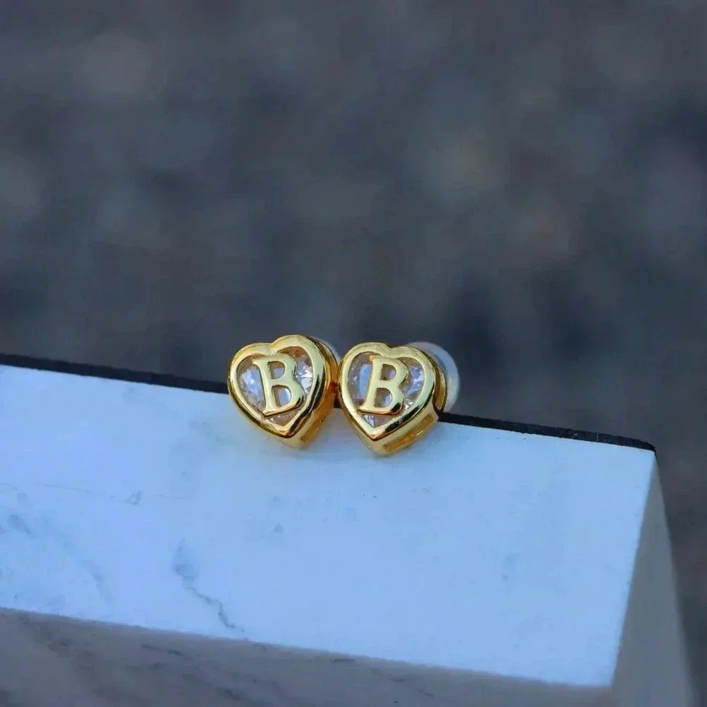 🎁Gift 💝Heart Initial Stud Earrings for Women Teen Girls Mom Daughter, ELDM153G - Picture 7 of 12
